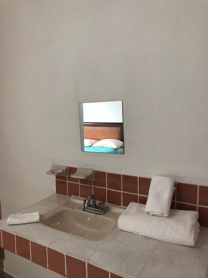 Airport Sleepy Inn Cancún Extérieur photo